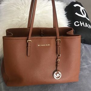 💋Michael Kors Tote